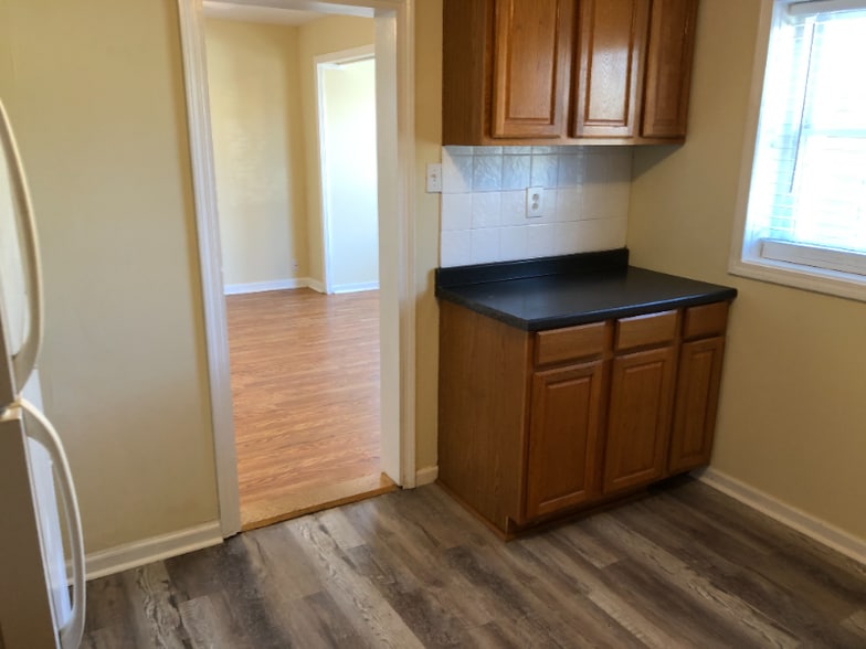 Building Photo - 1417 Hardee St NE