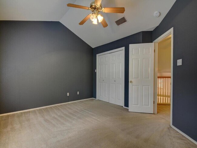 Building Photo - 4400 Switch Willo