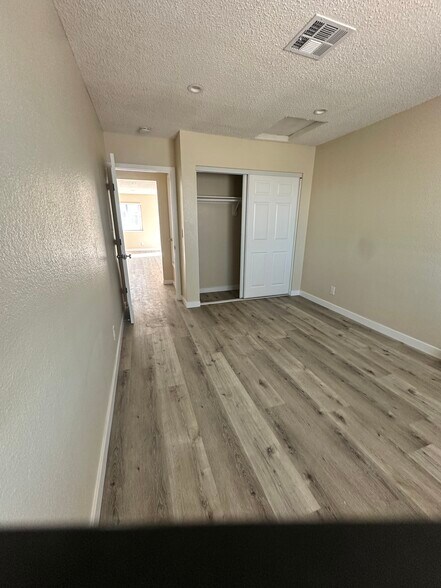 Building Photo - 38457 10th Pl E