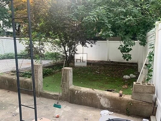 Building Photo - CLINTON AVENUE