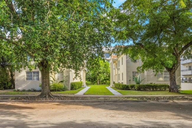 Building Photo - 23 Phoenetia Ave