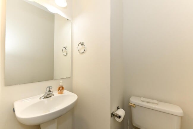 Building Photo - 4006 Tarrant Trace Cir