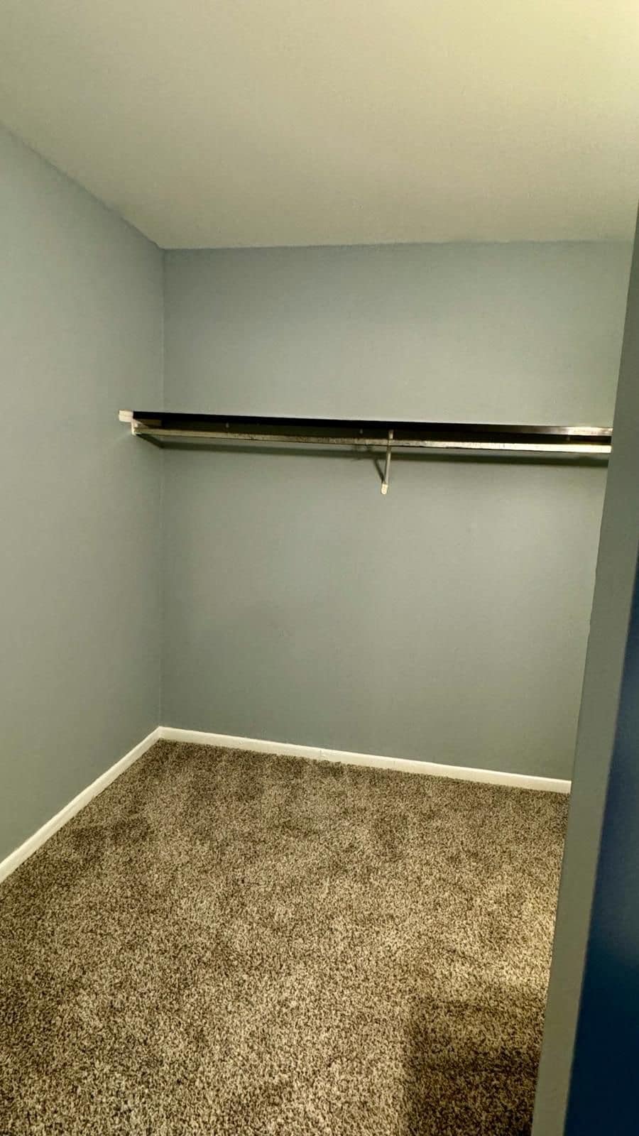 Building Photo - 1041 W Ogden Ave