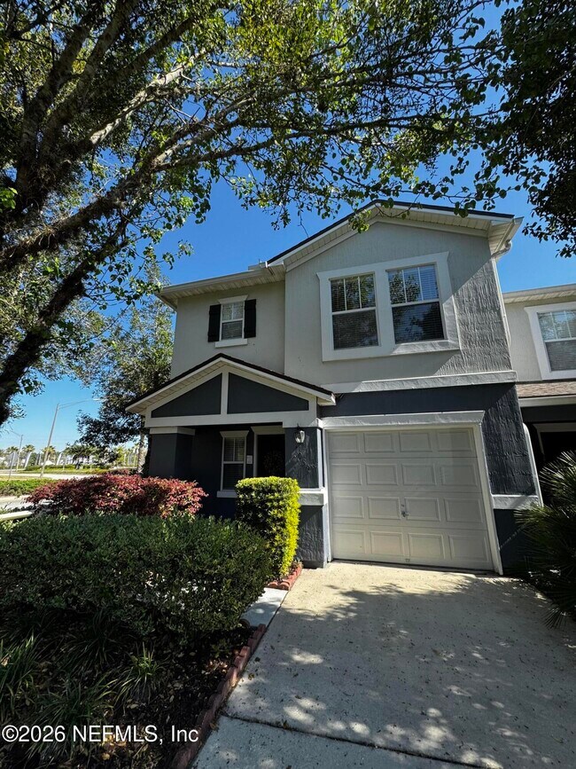 Building Photo - 1052 N Black Cherry Dr