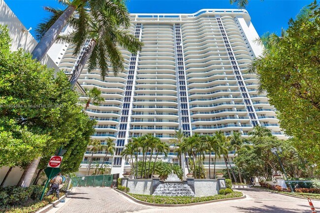 Building Photo - 7000 Island Blvd