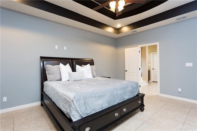Building Photo - 1316 Poblano Ln