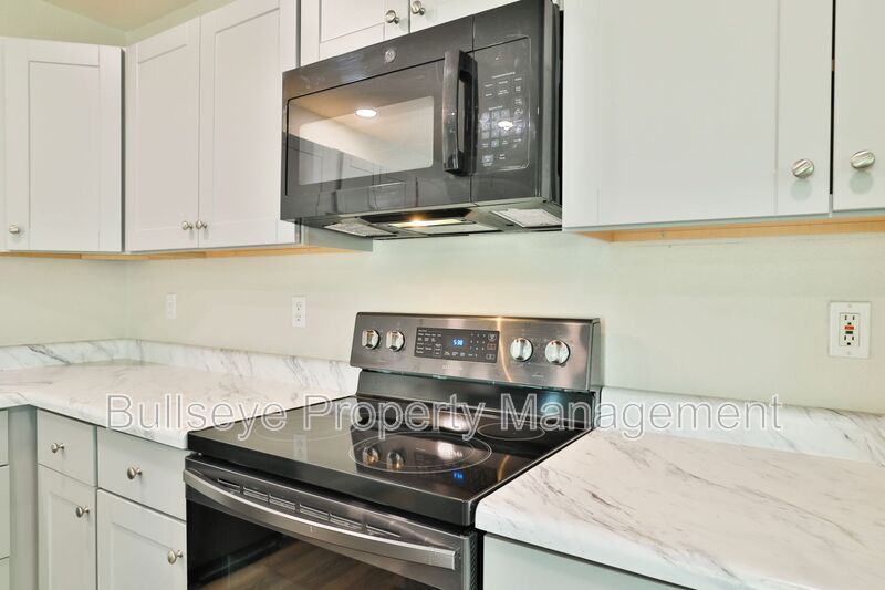 Building Photo - 2783 S Sailors Way