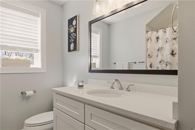 Building Photo - 3 Rego Ave