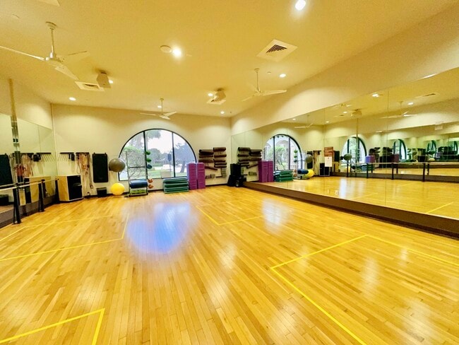 Building Photo - 8348 NW 127th Ln