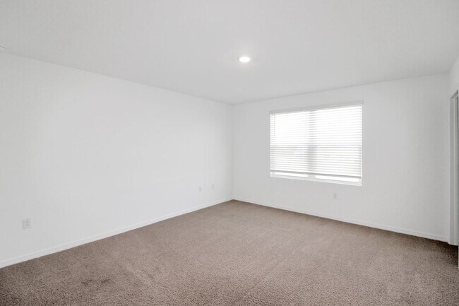 Building Photo - Palmero Annual Townhouse for Rent