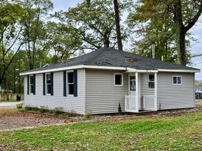 Building Photo - 356 A Ct