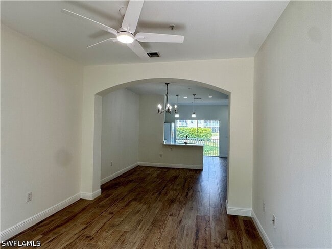 Building Photo - 3255 Tamara Dr