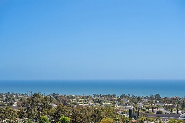 Primary Photo - 4021 Via Manzana