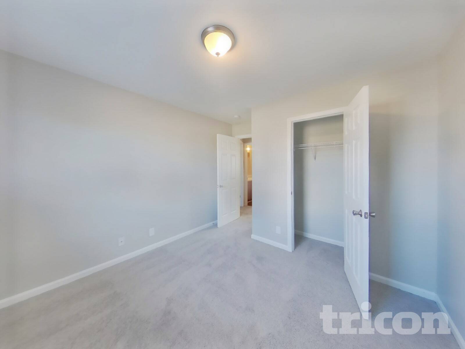 Building Photo - 1908 Sherman Court