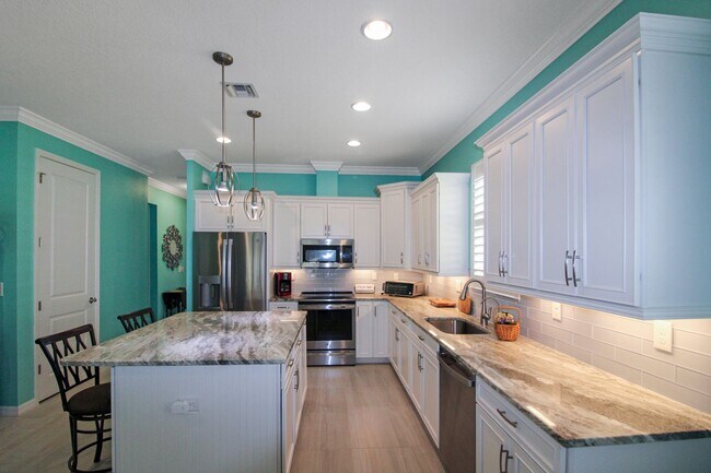 Building Photo - 128 Colebrook Ct