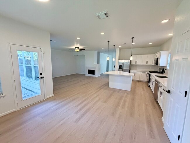Building Photo - 5530 Gable Meadows Dr