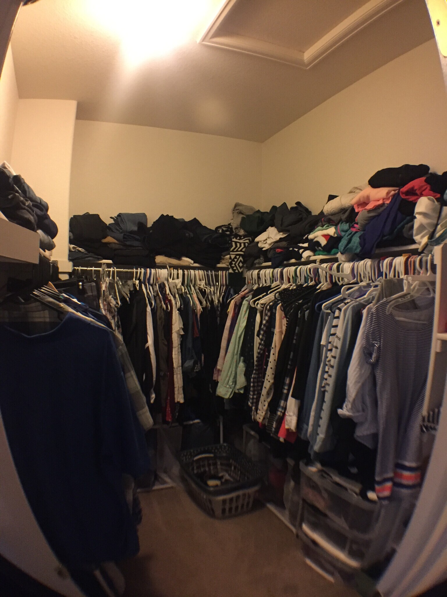 Master bedroom walk-in closet - 2850 Kansas Dr Unit D