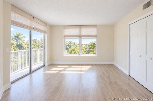Building Photo - 4000 Cypress Grove Way