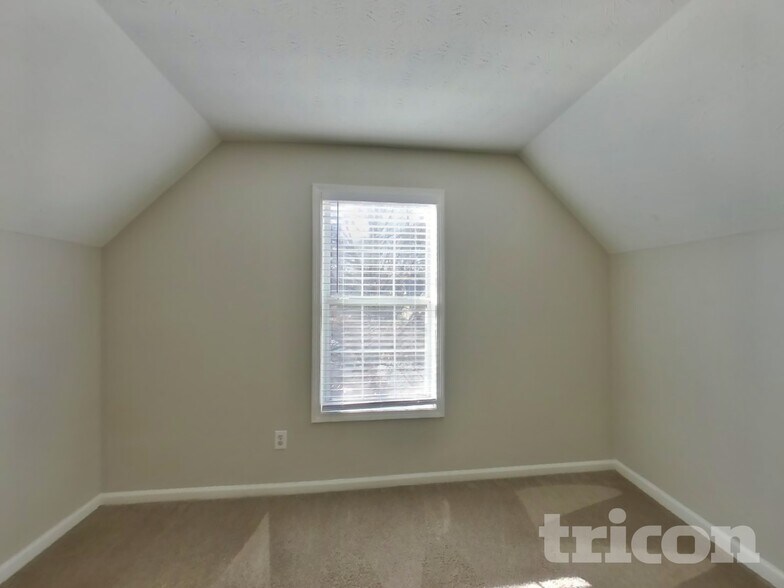 Building Photo - 2570 Harbins Mill Dr