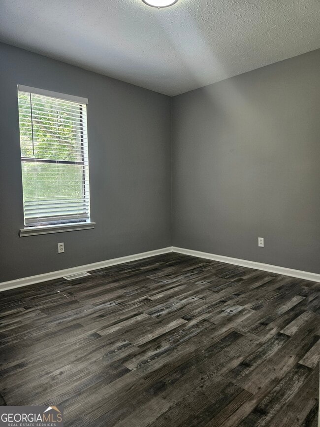 Building Photo - 4115 Cranwood Dr