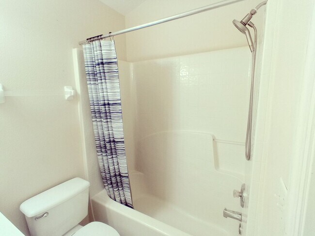 Building Photo - 17411 Woodcrest Way