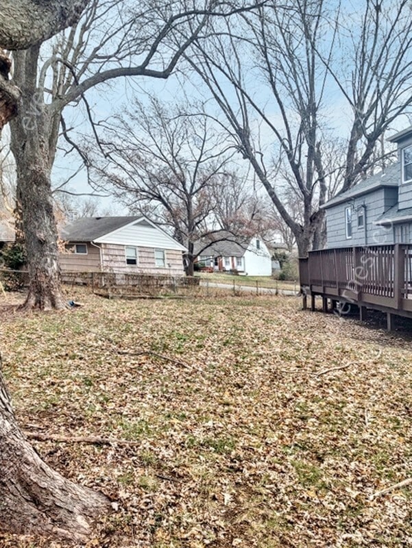 Building Photo - 210 Brookview Dr