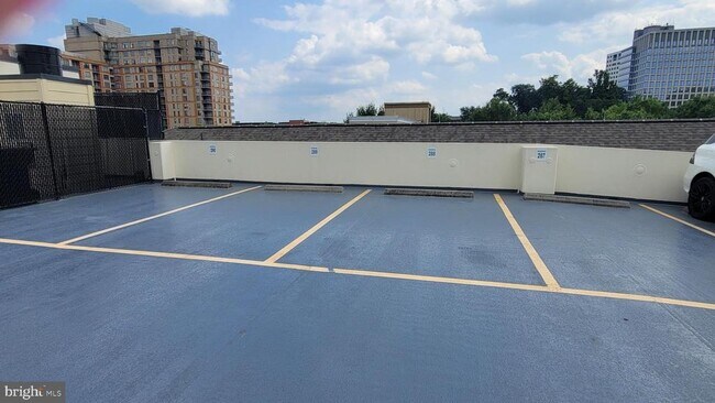 Building Photo - 11750 Old Georgetown Rd