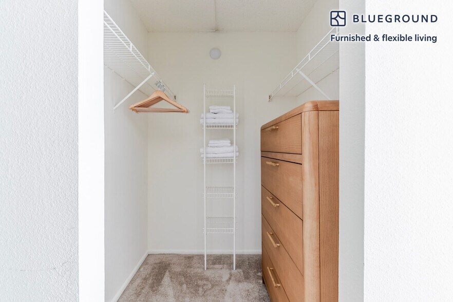 Building Photo - 444 Washington Blvd