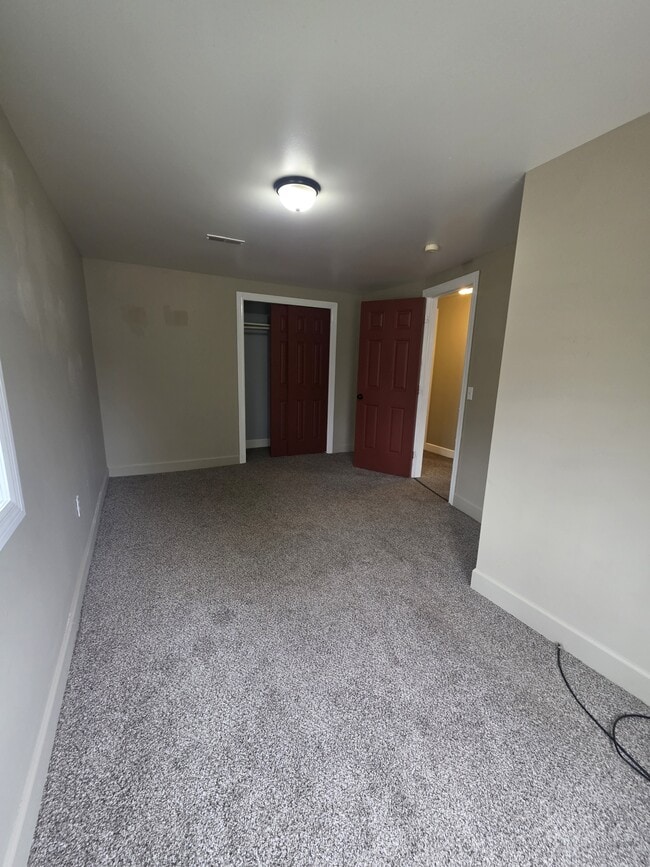 Building Photo - 4582 Maiden Ln