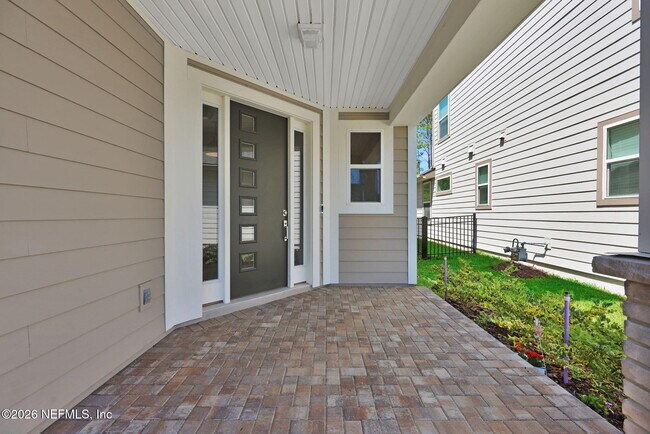 Building Photo - 202 Sutton Dr