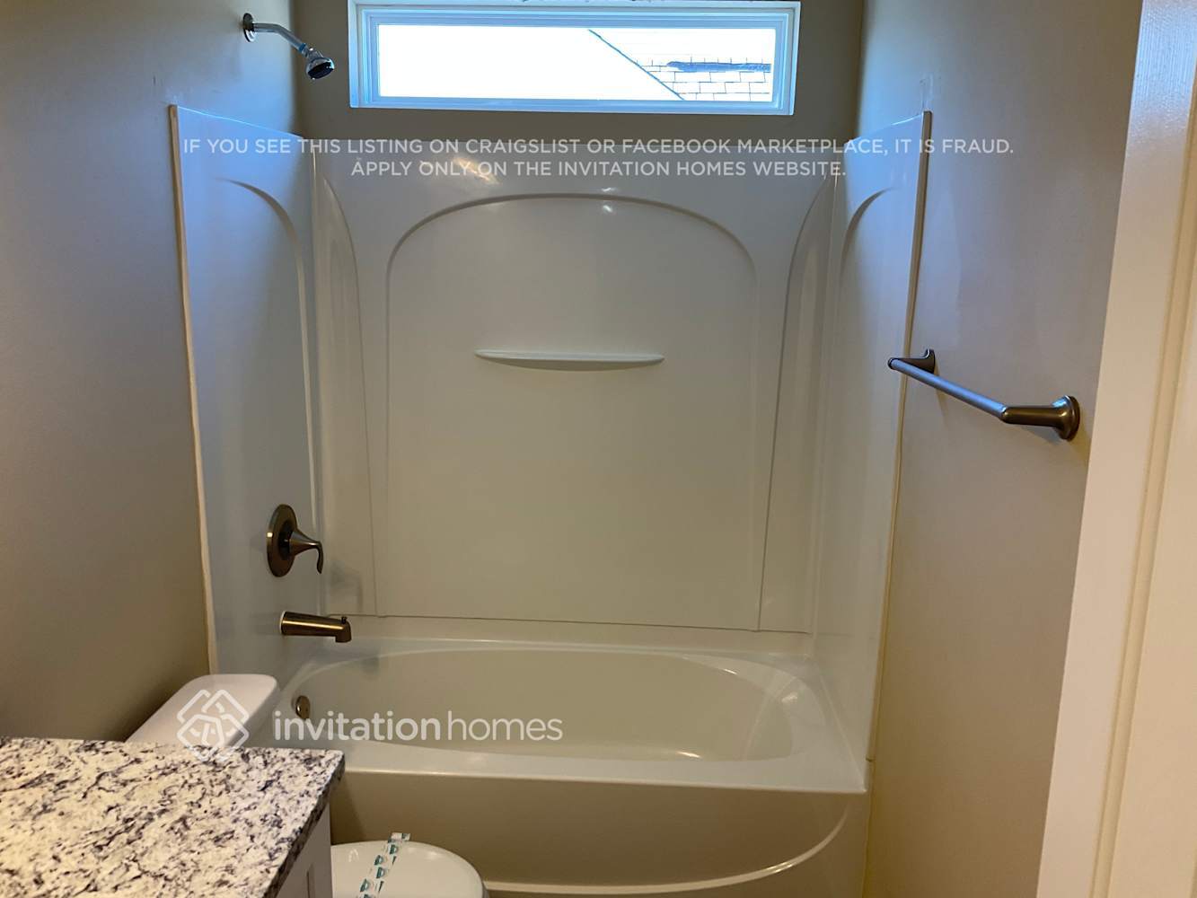 Building Photo - 849 Hedgepath Terrace