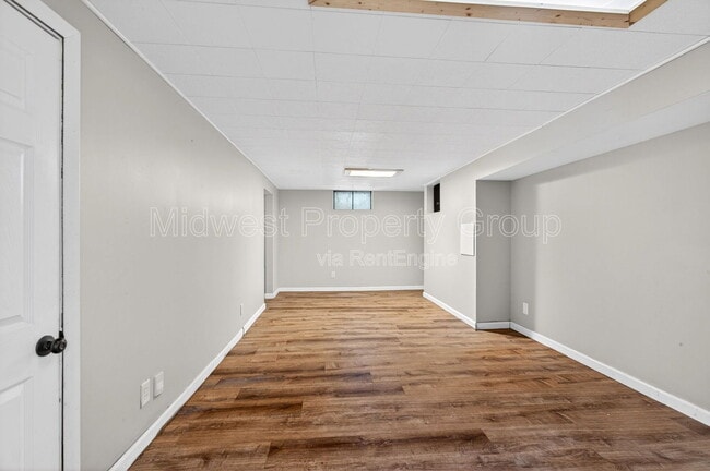 Building Photo - 710 Tyson Dr