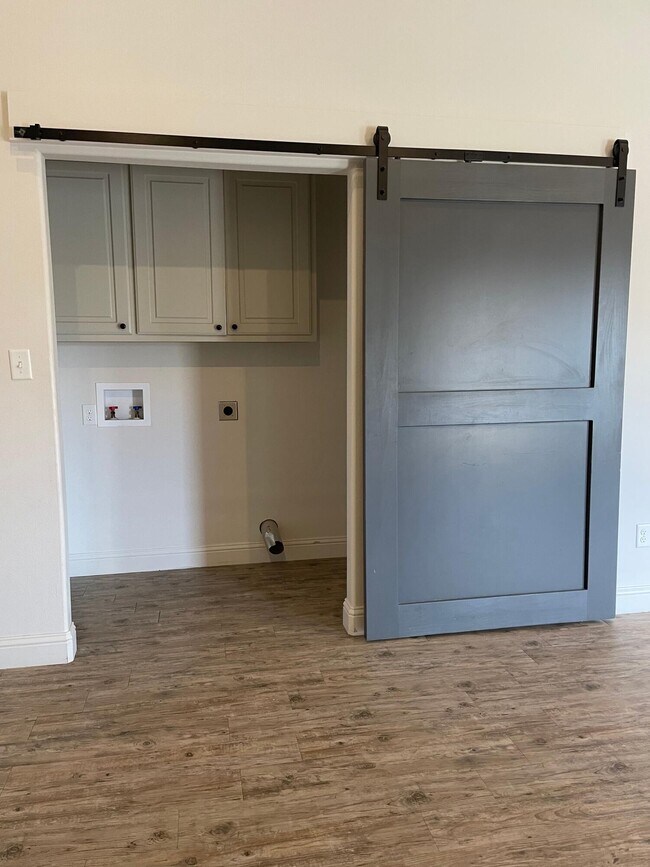 Building Photo - 2506 112th St