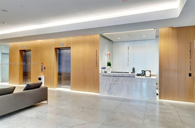 Building Photo - 88 SW 7th St