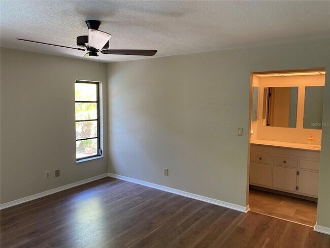 Building Photo - 9191 Gewant Blvd