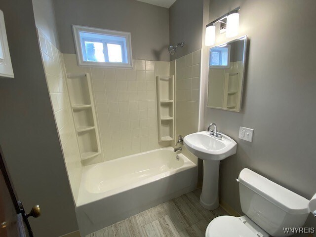 Building Photo - 86 Edgewood Ave