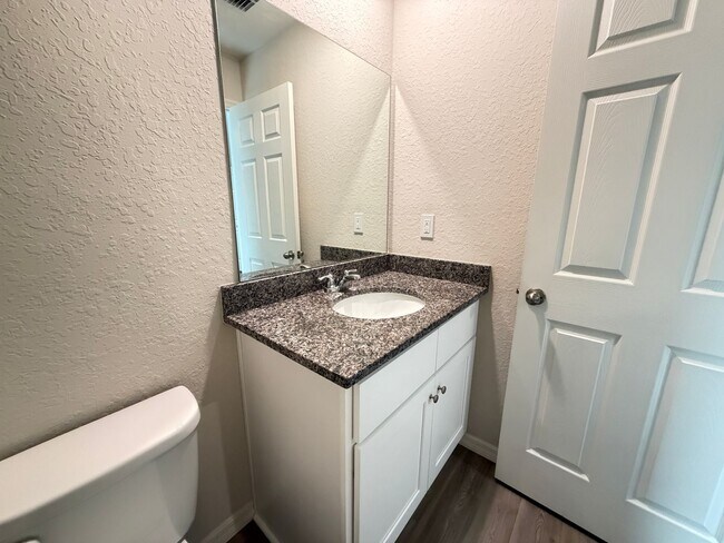 Building Photo - Spacious & Modern Inverness Gem – Your Dream 3-Bed Home!