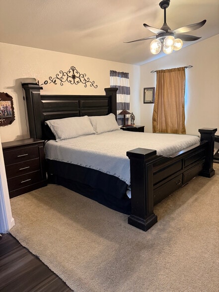 Building Photo - 120 N Val Vista Dr