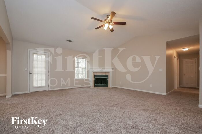 Building Photo - 732 Four Winds Ln