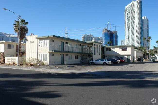 Building Photo - 2625 Van Patten St