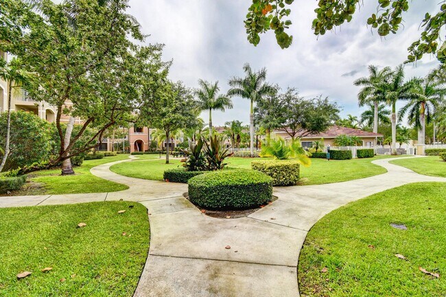 Building Photo - 6505 Emerald Dunes Dr