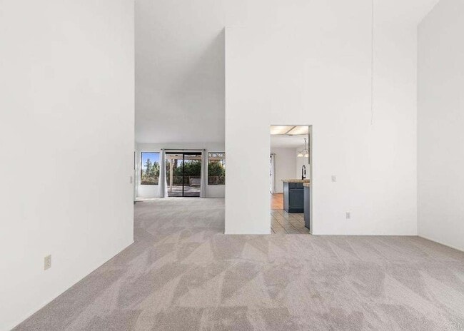 Building Photo - 15187 Avenida Rorras