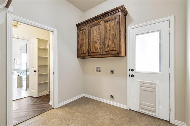 Building Photo - 8324 Sandhill Crane Dr