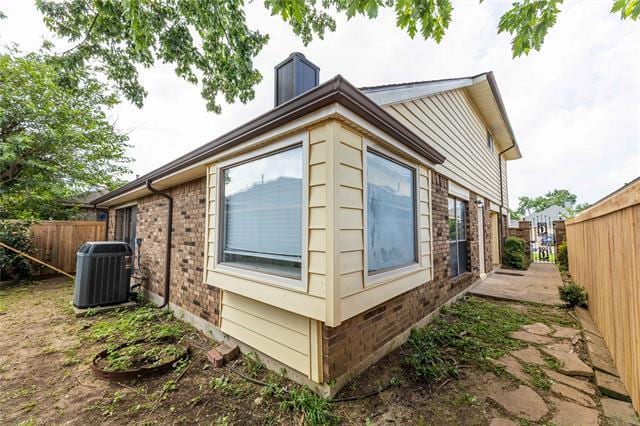 Building Photo - 1336 Sheila Dr