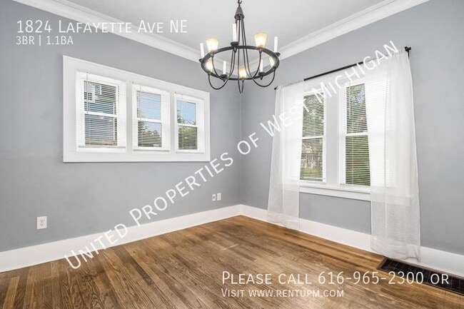 Building Photo - Available Now | Recently Renovated 3 Bedro...