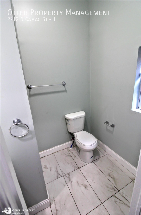 Building Photo - Room for Rent- Clean, Private Room for Ren...