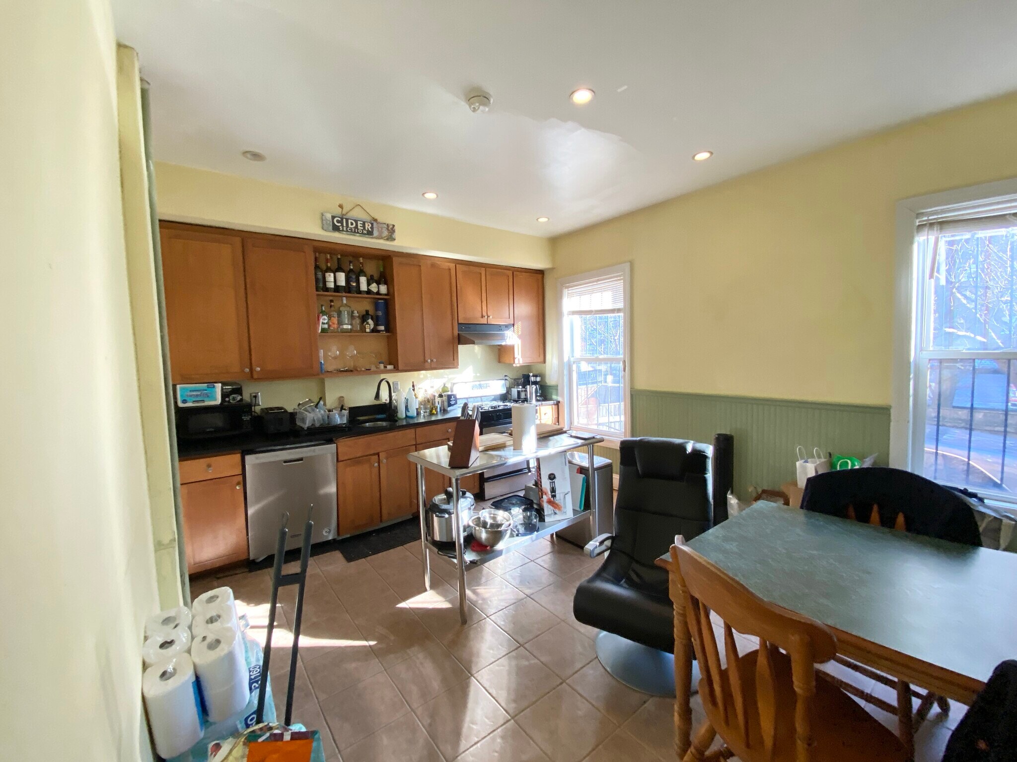 Building Photo - 31 Worthington St