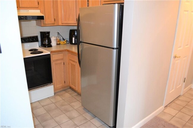 Building Photo - 1040 Spotswood Ave