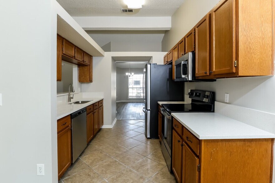 Building Photo - 12351 Hunters Haven Ln