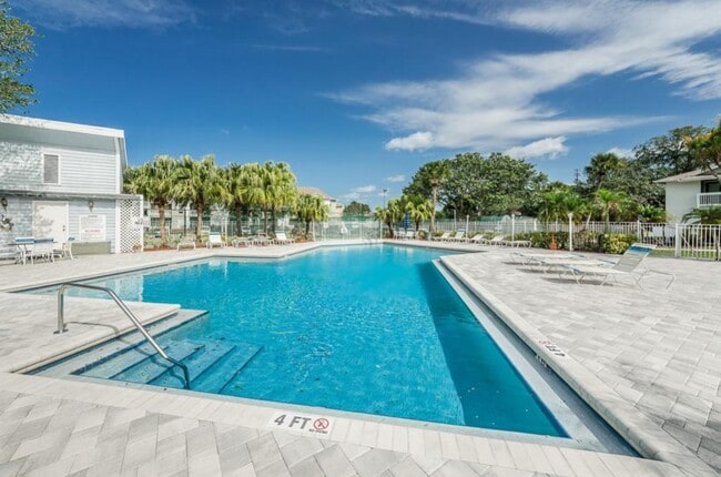 Building Photo - 455 US-19 ALT